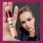 کانسیلر پد دار میبلین مدل Instant Age Eraser | Maybelline - Image 4