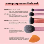 ست براش ریل تکنیکس Everyday Essentials به ‌همراه اسفنج آرایشی