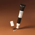 کرم دور چشم ضد چروک سنتلا مدل Skin1004