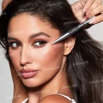 خط چشم مایع ضد آب شیگلم مدل Uninterrupted Waterproof Liquid Eyeliner