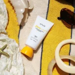 ضد آفتاب آبرسان آنوا مدل زیرو کست SPF50+ PA++++