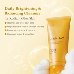فوم شستشوی روشن‌کننده کوجیک اسید و زردچوبه مدی‌کیوب مدل Kojic Acid Turmeric Toning Cleanser