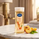 روغن بدن وازلین رایحه هلو مدل Pretty as a Peach